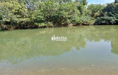 Imagem 5: Área disponível para venda no bairro Shopping Park em Uberlândia-MG