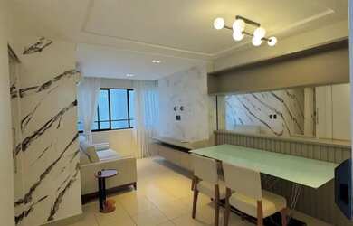 Imagem: O apartamento possui 2 Dormitórios, 2 Banheiros, 2 Vagas na