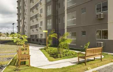 Imagem: O apartamento possui 2 Dormitórios, 1 Banheiro, 1 Vaga na garagem