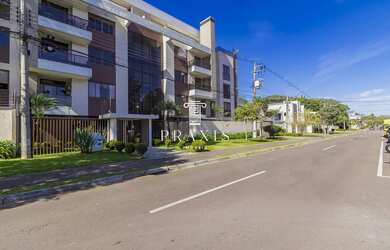 Imagem: O apartamento possui 4 Dormitórios, 3 Banheiros, 4 Vagas na