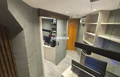 Imagem: O depósito possui 1 Vaga na garagem, 30m² de Área e está