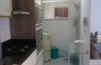 Imagem 3: Excepcional 2/4 com um suíte e varanda, mobiliado em Cond. c/ Infra completa, em Abrantes