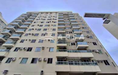 Imagem: O apartamento possui 3 Dormitórios, 1 Banheiro, 1 Vaga na garagem