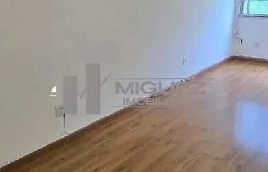 Imagem: O apartamento possui 2 Dormitórios, 2 Banheiros, 70m² de Área