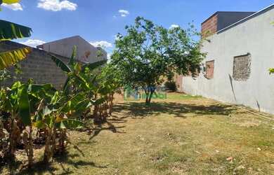 Imagem: O terreno possui 500m² de Área e está localizado em Parque