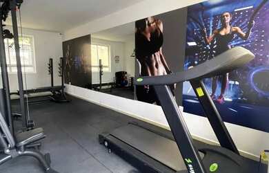 Imagem 8: Vaga disponível em quarto de apartamento mobiliado no bairro Altiplano...