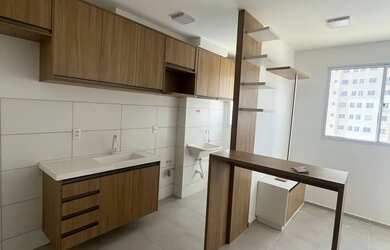 Imagem: O apartamento possui 2 Dormitórios, 1 Banheiro, 1 Vaga na garagem