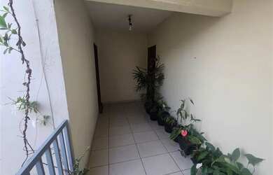 Imagem 3: Casa com 2 dormitórios e vaga de garagem, localizada em Ferraz de Vasconcelos