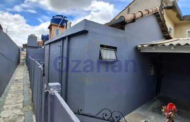 Imagem: A casa possui 1 Dormitório, 1 Banheiro, 40m² de Área e está