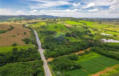 Imagem 5: Terreno ao Lado da Rodovia Dom Pedro em Itatiba/SP - 207.716 Metros Quadrados