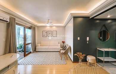 Imagem: O apartamento possui 2 Dormitórios, 2 Banheiros, 2 Vagas na