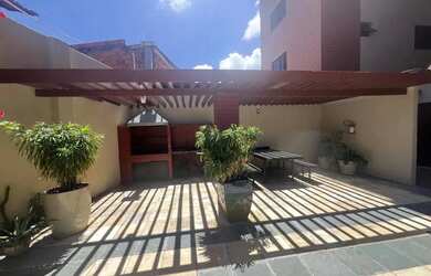 Imagem: Apartamento com 100m2, 03 quartos, sala com varanda, vista mar