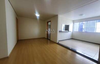 Imagem: O apartamento possui 3 Dormitórios, 2 Banheiros, 2 Vagas na