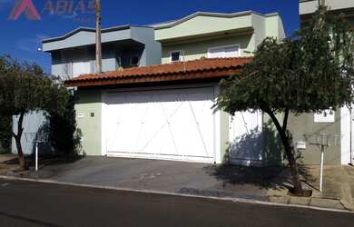 Imagem 2: São Carlos - Casa Padrão - Parque Santa Felícia Jardim