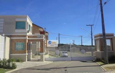 Imagem: A casa em condomínio possui 3 Dormitórios, 1 Banheiro, 1 Vaga