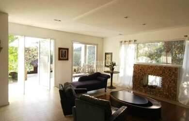 Imagem 6: Casa para venda com 517m², 4 suítes com closet, piscina aquecida e salão...