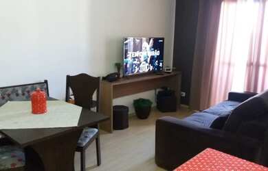 Imagem: O apartamento possui 2 Dormitórios, 1 Banheiro, 1 Vaga na garagem