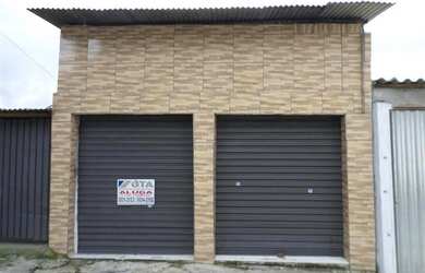 Imagem: A casa possui 1 Dormitório, 1 Banheiro, 250m² de Área e