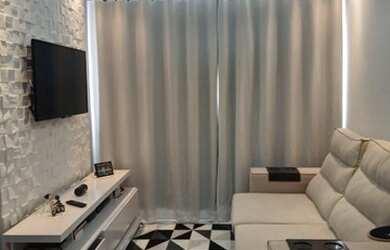 Imagem: O apartamento possui 2 Dormitórios, 1 Banheiro, 1 Vaga na garagem