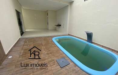 Imagem: A casa em condomínio possui 1 Dormitório, 4 Banheiros, 3 Vagas