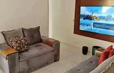 Imagem: A casa possui 2 Dormitórios, 2 Banheiros e 100m² de Área