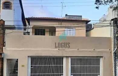 Imagem: A casa possui 4 Dormitórios, 3 Banheiros, 2 Vagas na garagem