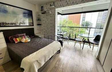 Imagem: O studio possui 1 Dormitório, 1 Banheiro, 1 Vaga na garagem