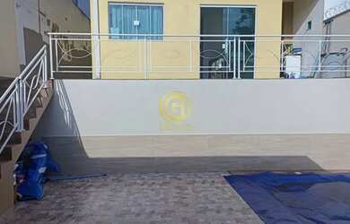 Imagem: A casa possui 2 Dormitórios, 4 Banheiros, 2 Vagas na garagem