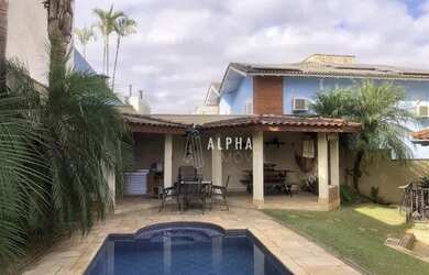 Imagem: A casa em condomínio possui 3 Dormitórios, 4 Banheiros, 2