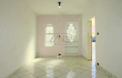 Imagem: A casa possui 3 Dormitórios, 3 Banheiros e 127m² de Área