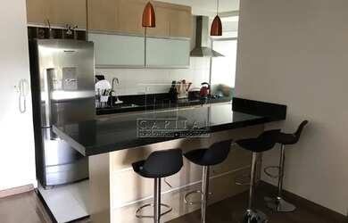 Imagem: O apartamento possui 2 Dormitórios, 1 Banheiro, 1 Vaga na garagem