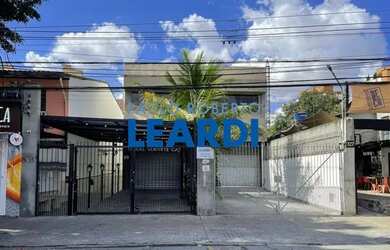 Imagem: O depósito possui 5 Vagas na garagem, 578m² de Área e está