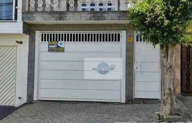 Imagem: A casa possui 3 Dormitórios, 3 Banheiros, 2 Vagas na garagem