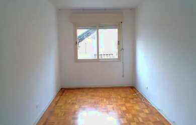 Imagem: O apartamento possui 2 Dormitórios, 2 Banheiros e 75m² de