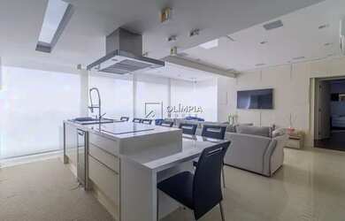 Imagem: O apartamento possui 2 Dormitórios, 3 Banheiros, 2 Vagas na