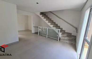 Imagem: A casa possui 2 Dormitórios, 2 Banheiros, 4 Vagas na garagem