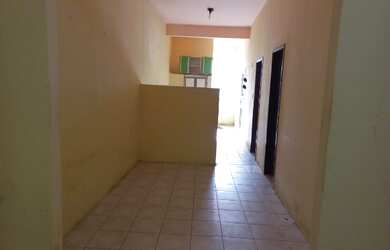 Imagem: A casa possui 2 Dormitórios, 1 Banheiro, 96m² de Área e