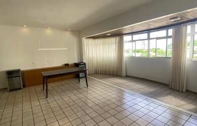 Imagem: O apartamento possui 3 Dormitórios, 3 Banheiros, 2 Vagas na