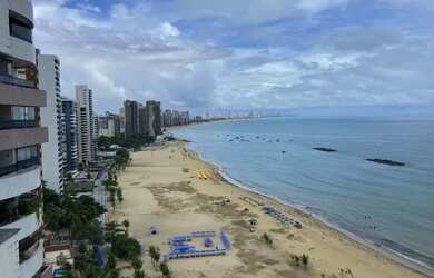 Imagem: O apartamento possui 4 Dormitórios, 4 Banheiros, 3 Vagas na