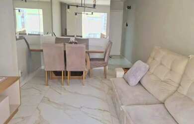 Imagem: O apartamento possui 3 Dormitórios, 1 Banheiro, 2 Vagas na