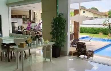 Imagem: A casa em condomínio possui 3 Dormitórios, 5 Banheiros, 3