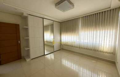 Imagem 2: Casa Royal Tennis Residence com 4 suites e 340m para aluguel