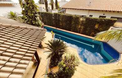 Imagem 11: Sobrado Damha 1 para aluguel tem 482 metros quadrados com 4 quartos