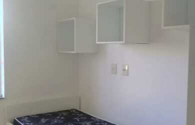 Imagem 7: Excepcional 2/4 com um suíte e varanda, mobiliado em Cond. c/ Infra completa, em Abrantes