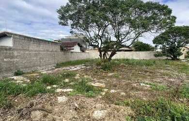 Imagem: O terreno possui 848m² de Área e está localizado em Terra