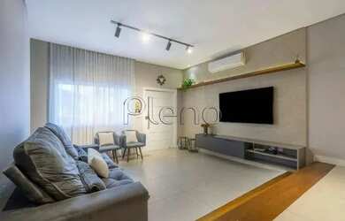 Imagem: A casa em condomínio possui 4 Dormitórios, 4 Banheiros, 4