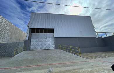 Imagem: O depósito possui 5 Vagas na garagem, 1.000m² de Área e