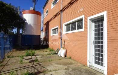 Imagem: O depósito possui 1000m² de Área e está localizado em Jardim