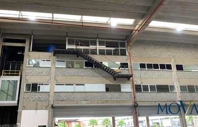 Imagem: O depósito possui 3.247m² de Área e está localizado em