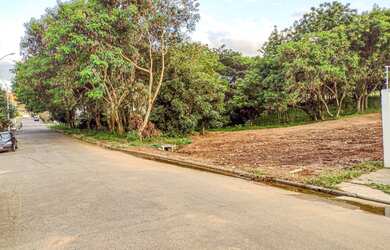 Imagem 2: Lote/Terreno para venda com 560 metros quadrados em Vila Santista - Atibaia...